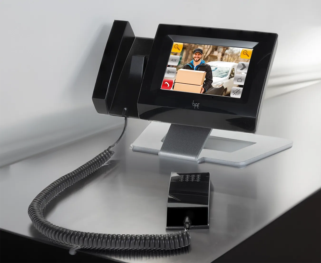 Recepcie a vrátnice