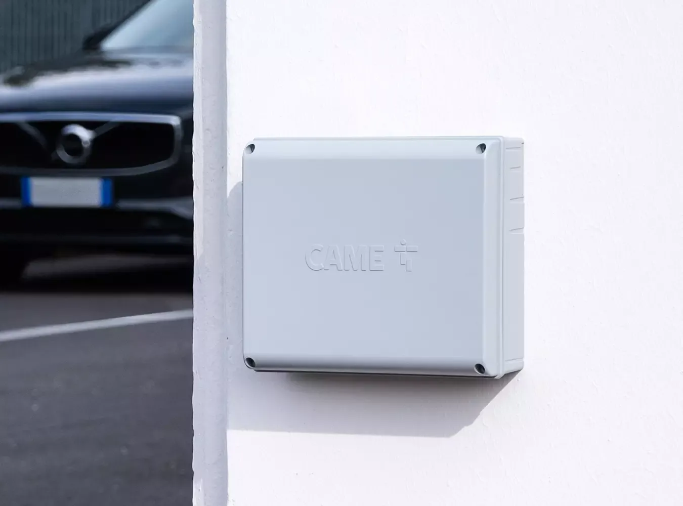 RBE PLUS - multifunkčná elektronika pre kontrolu vstupu do 5 000 užívateľov